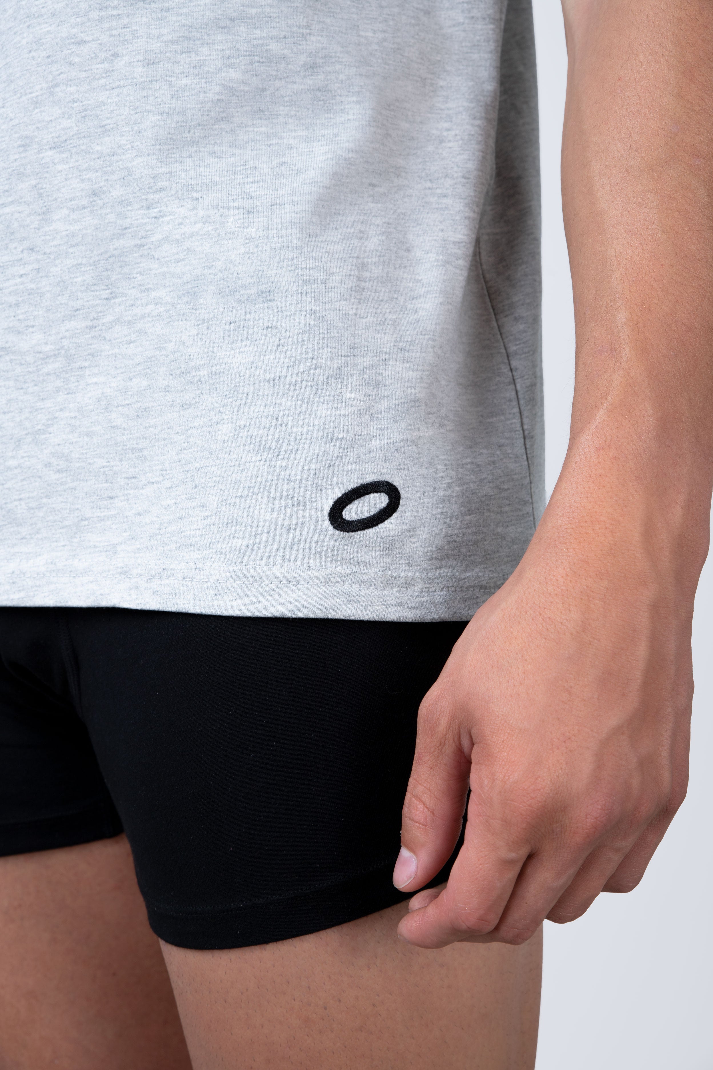 Polera Essential Everyday Manga Corta Gris Melange