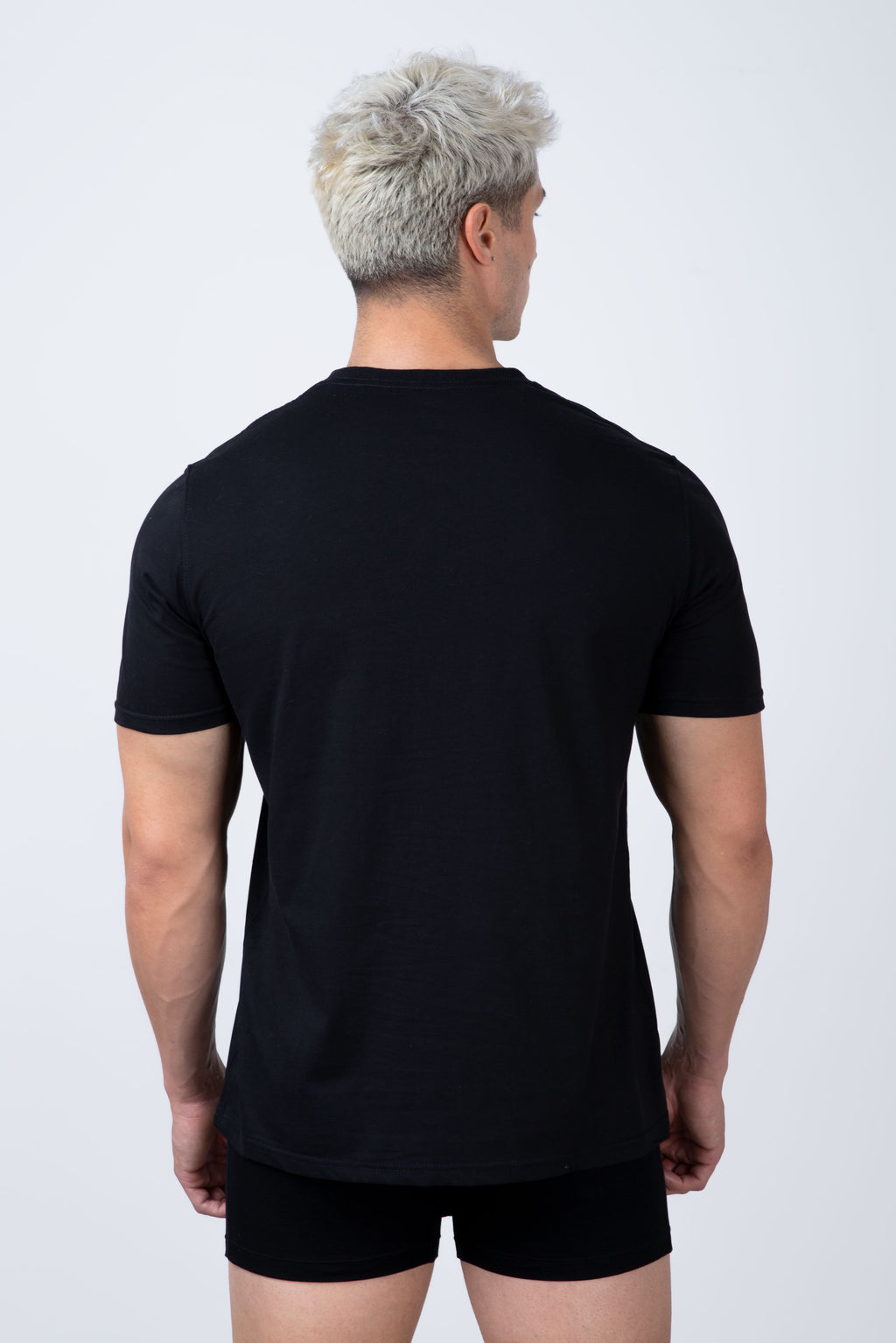 Polera Essential Everyday Manga Corta Negro