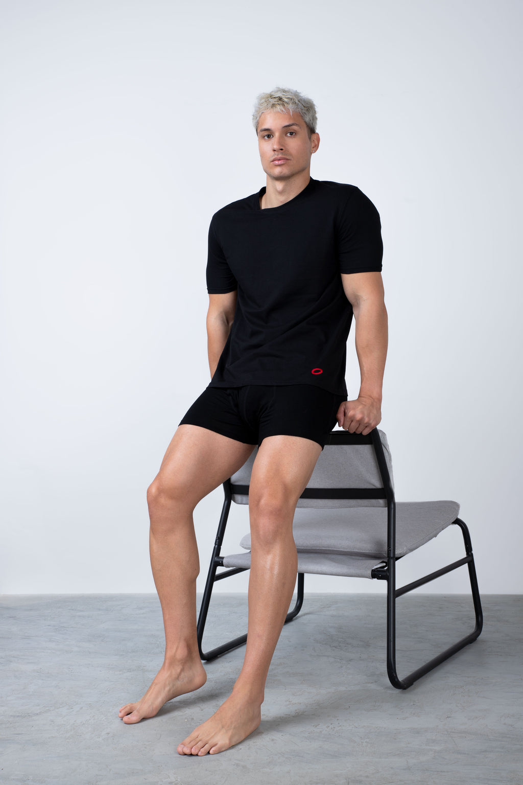 Polera Essential Everyday Manga Corta Negro